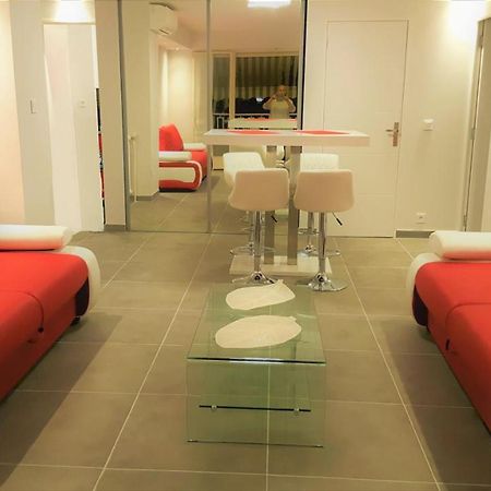 Superbe 3P 2Chambres, 2Terrasses Cannes Centre-Ville, 4 Min A Pied De La Croisette Sas-Meredith Loc Buitenkant foto