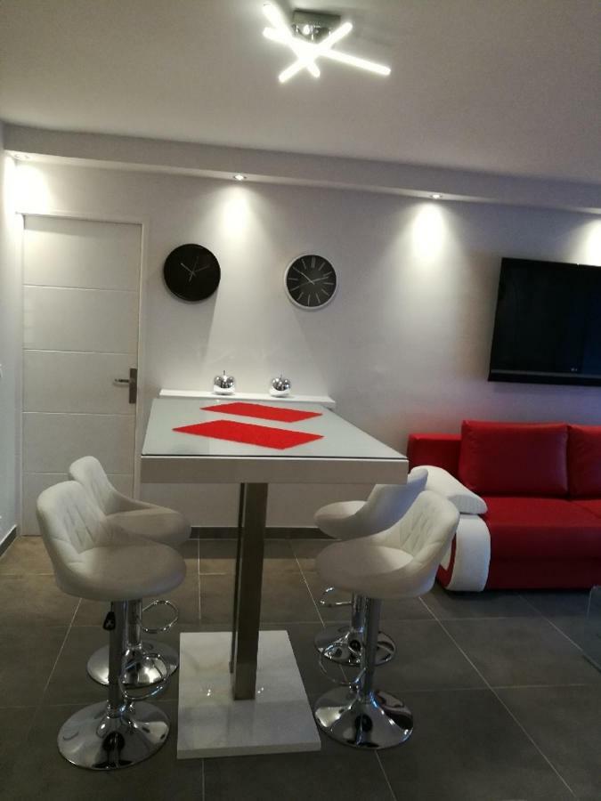 Superbe 3P 2Chambres, 2Terrasses Cannes Centre-Ville, 4 Min A Pied De La Croisette Sas-Meredith Loc Buitenkant foto